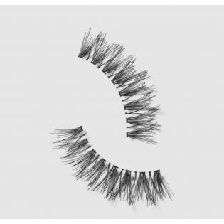 M·A·C LASH / 76 Cils mannequin